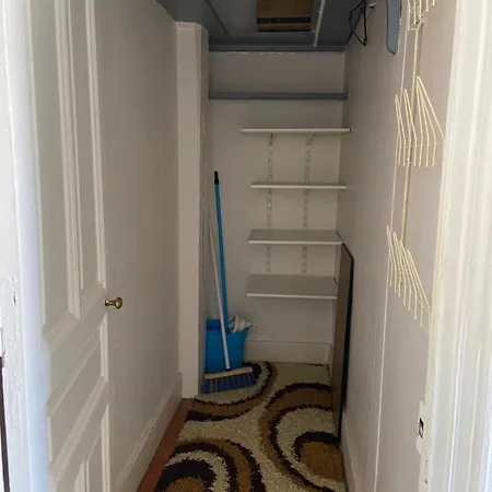 Gare De Apartament *