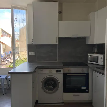 Gare De Apartman Dijon